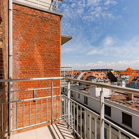 Апартаменты Huswell - Seafront With Stunning Views Ньивпорт