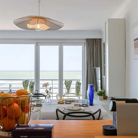 Huswell - Seafront With Stunning Views Апартаменты Ньивпорт